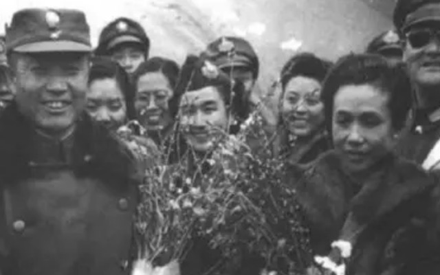 网络图片(侵删) 网络图片(侵删)