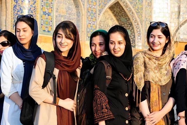 网络图片(侵删) 网络图片(侵删)