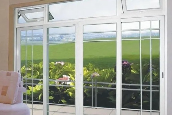 网络图片(侵删) 网络图片(侵删)