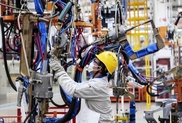 网络图片(侵删) 网络图片(侵删)