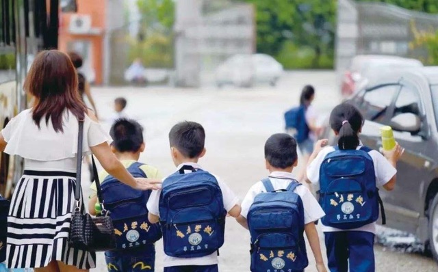 网络图片(侵删) 网络图片(侵删)