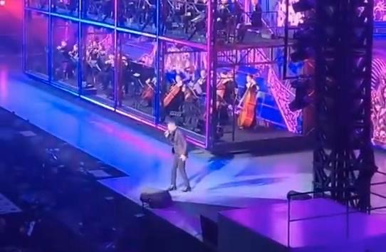 网络图片(侵删) 网络图片(侵删)