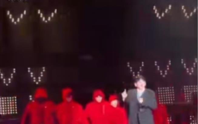 网络图片(侵删) 网络图片(侵删)