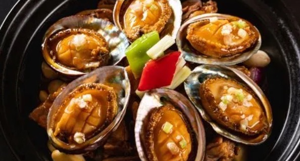 网络图片(侵删) 网络图片(侵删)