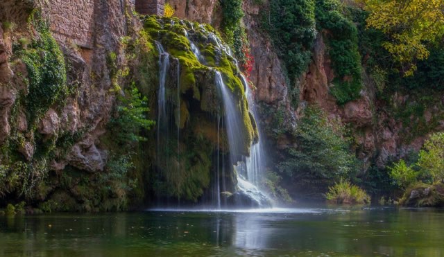 网络图片(侵删) 网络图片(侵删)