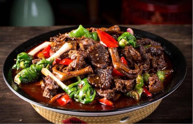 网络图片(侵删) 网络图片(侵删)