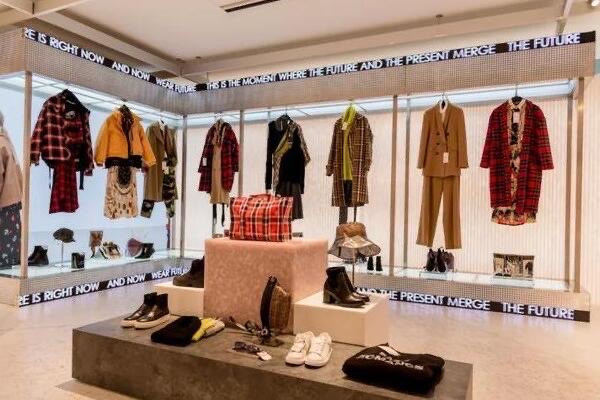 网络图片(侵删) 网络图片(侵删)