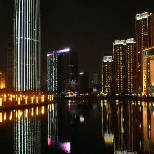 网络图片(侵删) 网络图片(侵删)