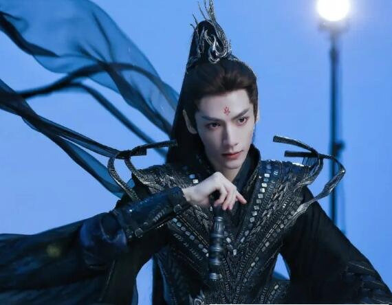 网络图片(侵删) 网络图片(侵删)