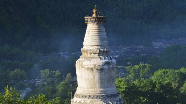 网络图片(侵删) 网络图片(侵删)