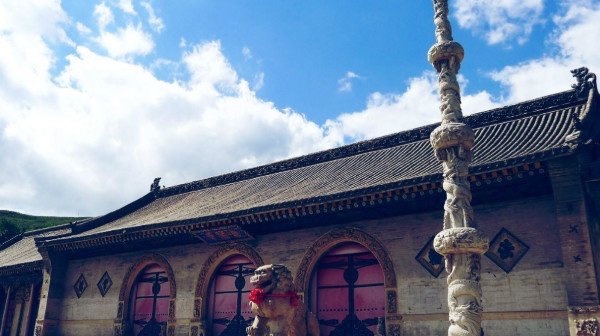 网络图片(侵删) 网络图片(侵删)