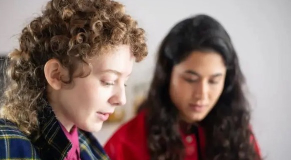 网络图片(侵删) 网络图片(侵删)