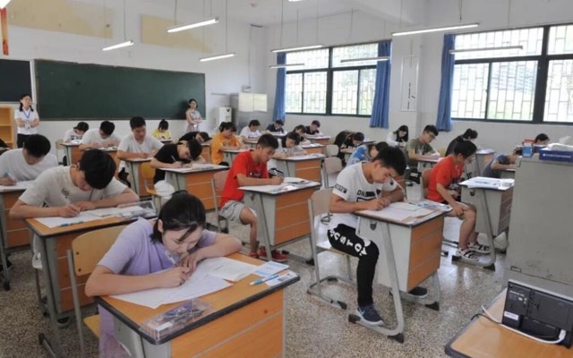 网络图片(侵删) 网络图片(侵删)