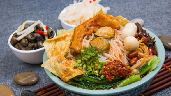 网络图片(侵删) 网络图片(侵删)