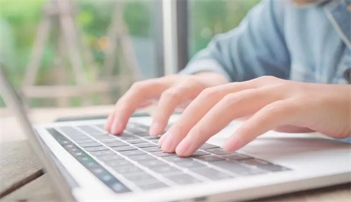 网络图片(侵删) 网络图片(侵删)