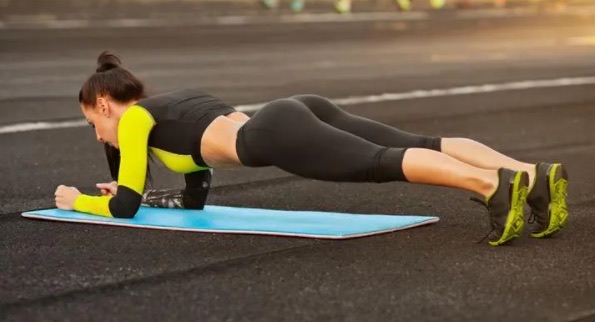 网络图片(侵删) 网络图片(侵删)