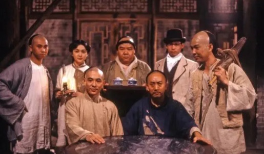 网络图片(侵删) 网络图片(侵删)