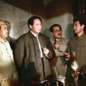 网络图片(侵删) 网络图片(侵删)