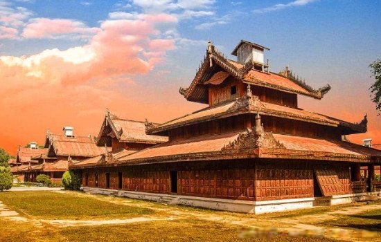 网络图片(侵删) 网络图片(侵删)