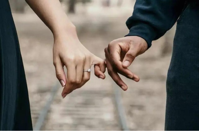 网络图片(侵删) 网络图片(侵删)