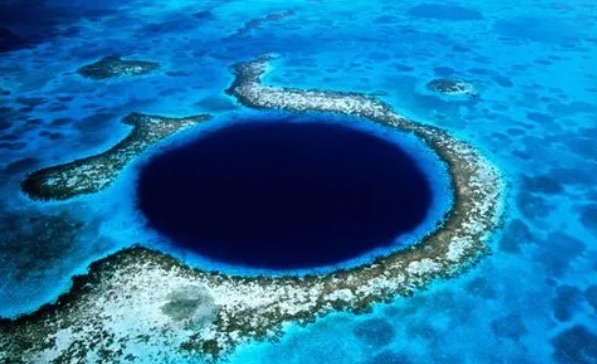 网络图片(侵删) 网络图片(侵删)