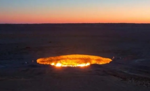 网络图片(侵删) 网络图片(侵删)