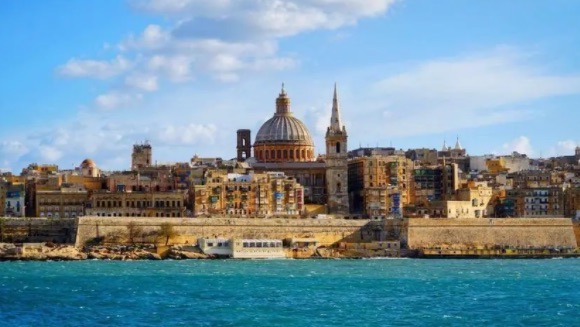 网络图片(侵删) 网络图片(侵删)