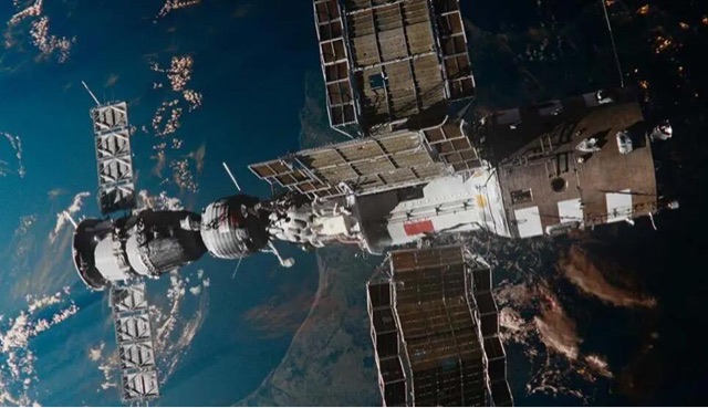 网络图片(侵删) 网络图片(侵删)