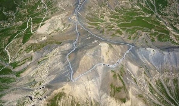 网络图片(侵删) 网络图片(侵删)