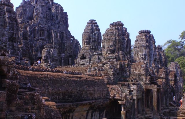 网络图片(侵删) 网络图片(侵删)