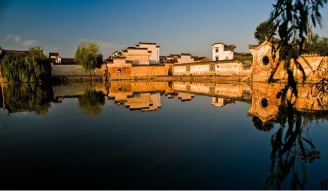 网络图片(侵删) 网络图片(侵删)