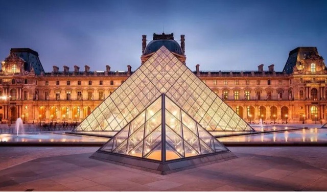 网络图片(侵删) 网络图片(侵删)