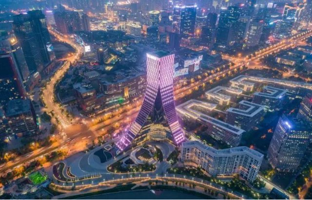 网络图片(侵删) 网络图片(侵删)