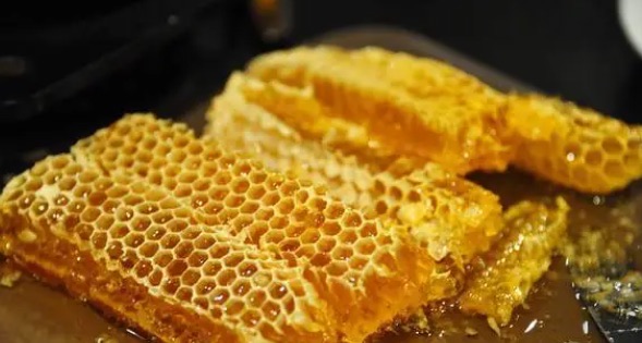 网络图片(侵删) 网络图片(侵删)