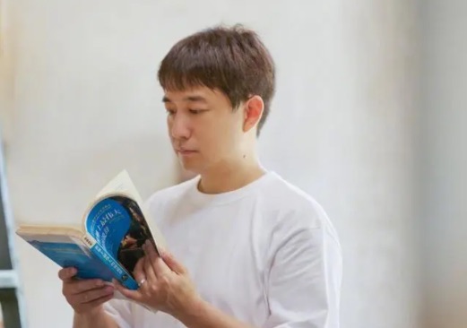 网络图片(侵删) 网络图片(侵删)