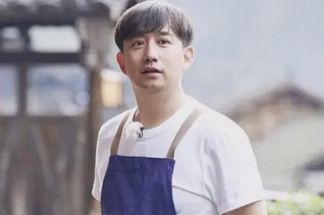 网络图片(侵删) 网络图片(侵删)