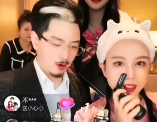 网络图片(侵删) 网络图片(侵删)