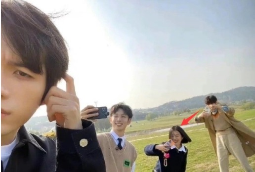 网络图片(侵删) 网络图片(侵删)