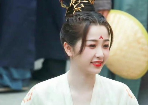 网络图片(侵删) 网络图片(侵删)