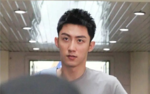 网络图片(侵删) 网络图片(侵删)