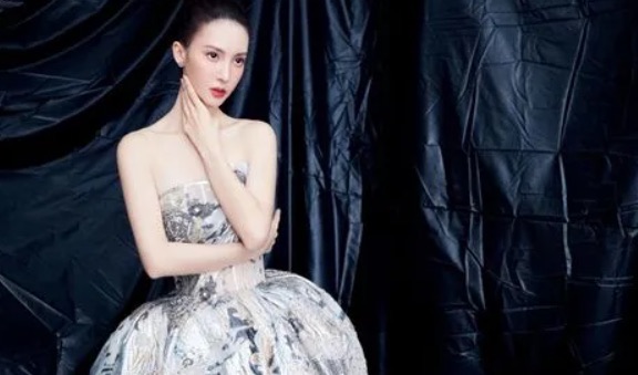 网络图片(侵删) 网络图片(侵删)