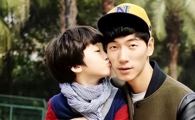 网络图片(侵删) 网络图片(侵删)