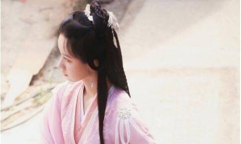 网络图片(侵删) 网络图片(侵删)