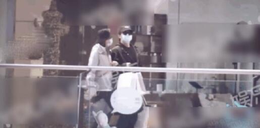 网络图片(侵删) 网络图片(侵删)