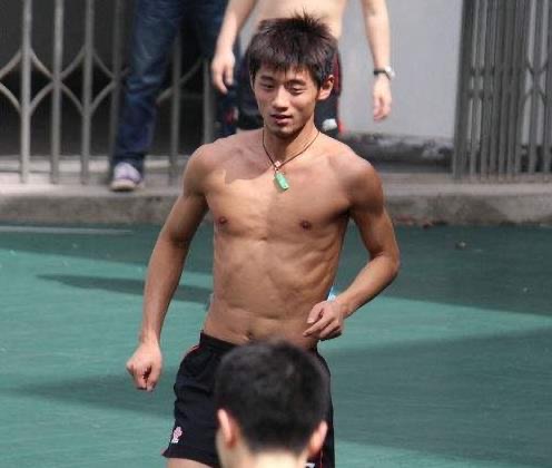 网络图片(侵删) 网络图片(侵删)