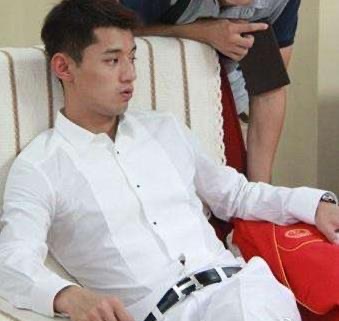 网络图片(侵删) 网络图片(侵删)