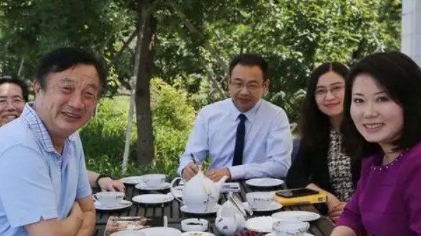 网络图片(侵删) 网络图片(侵删)