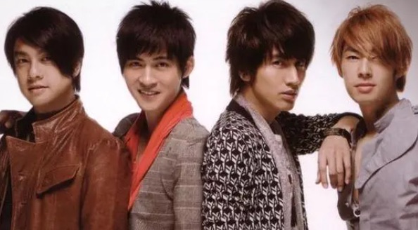 网络图片(侵删) 网络图片(侵删)