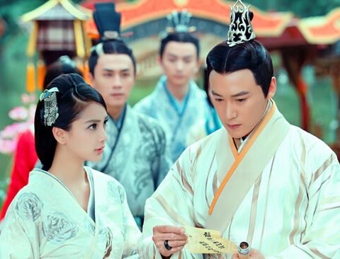 网络图片(侵删) 网络图片(侵删)