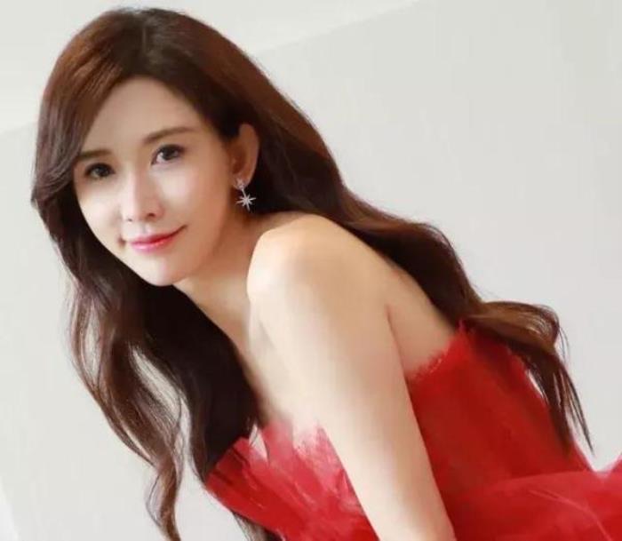 网络图片(侵删) 网络图片(侵删)